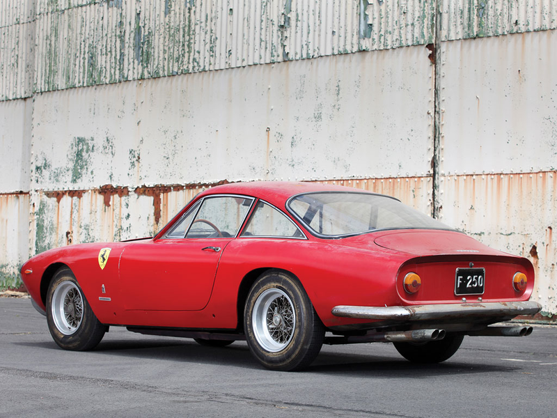 Illustration for article titled This Is A One-Owner 1964 Ferrari 250 GT/L 'Lusso' Barn Find